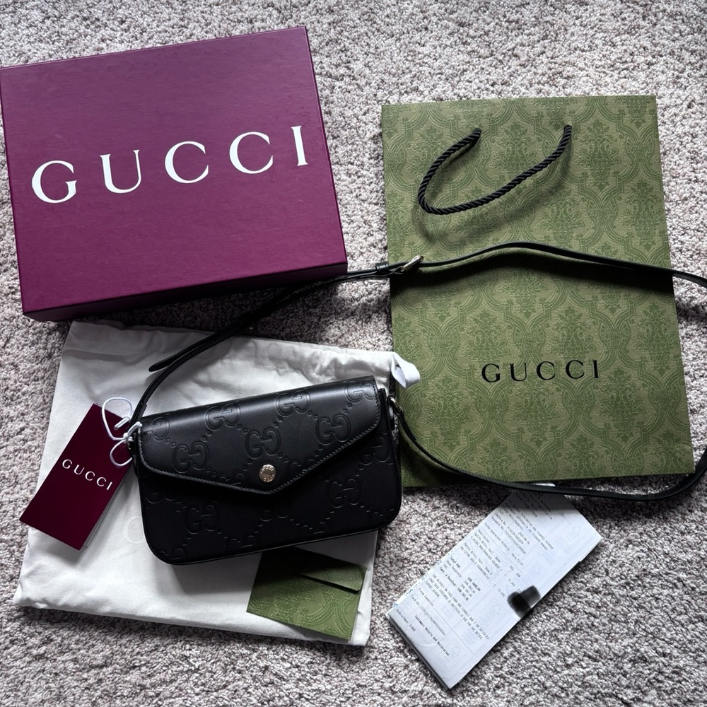NWT Authentic Gucci Embossed Black Leather GG Mini Crossbody Purse - Picture 3 of 11